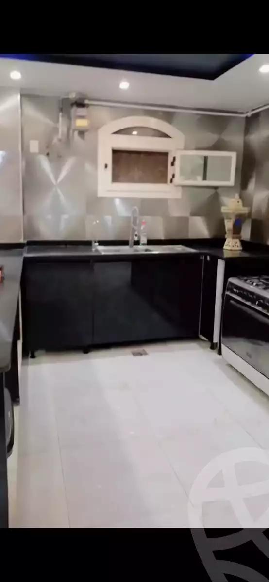 https://aqarmap.com.eg/en/listing/4176472-for-rent-cairo-el-sheikh-zayed-city-el-hay-el-hady-ashaer-area-1-street-12