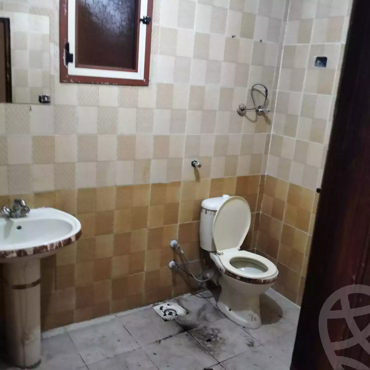 https://aqarmap.com.eg/ar/listing/6044988-for-rent-alexandria-l-jmy-shataa-el-nakheel-al-safa-st