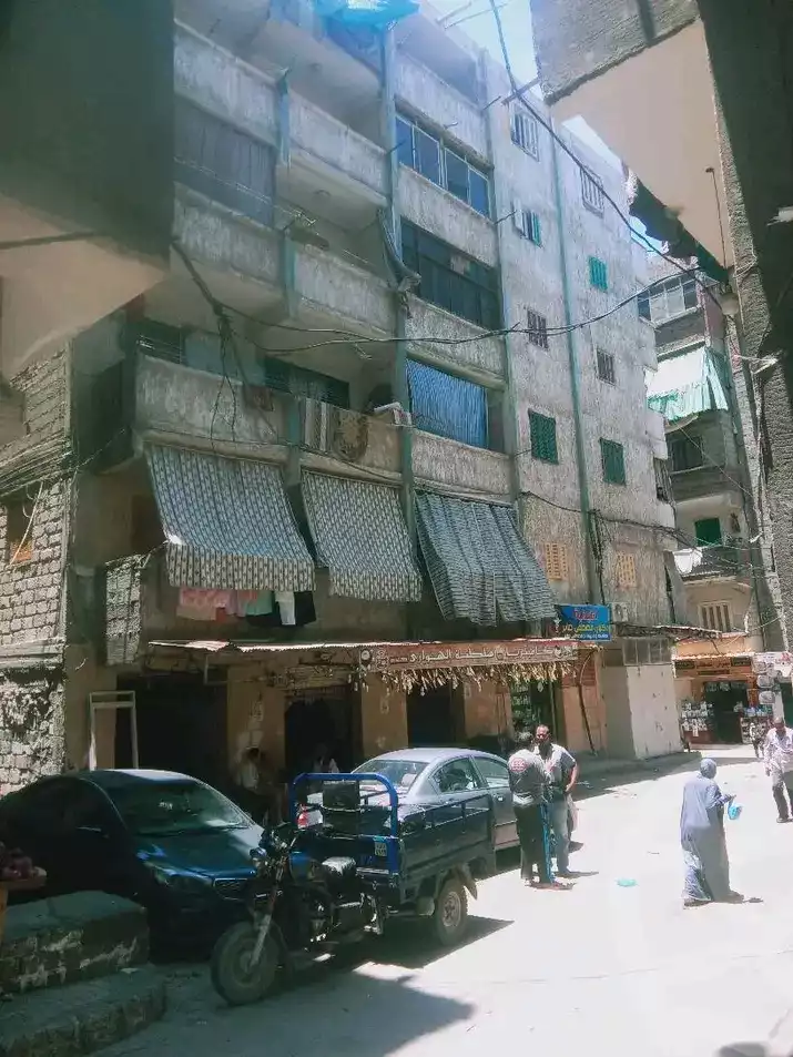https://aqarmap.com.eg/en/listing/6045117-for-sale-alexandria-l-jmy-el-daresa-st