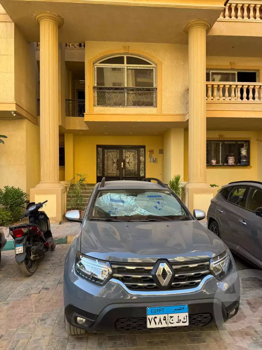 https://aqarmap.com.eg/en/listing/6045309-for-sale-cairo-al-oubour-tryq-msr-sm-yly-lshrwy-moon-city