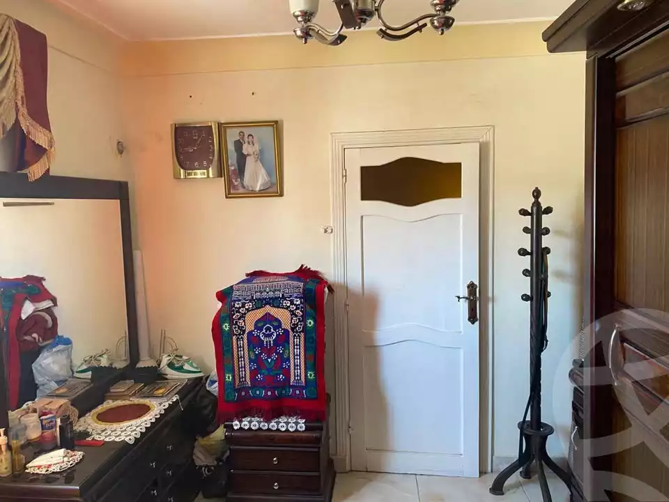 https://aqarmap.com.eg/ar/listing/6046435-for-sale-alexandria-ganaklis-shr-mrtdy-bsh