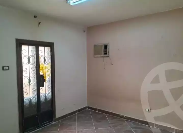 https://aqarmap.com.eg/en/listing/6047162-for-sale-cairo-15th-of-may-mjwr-36