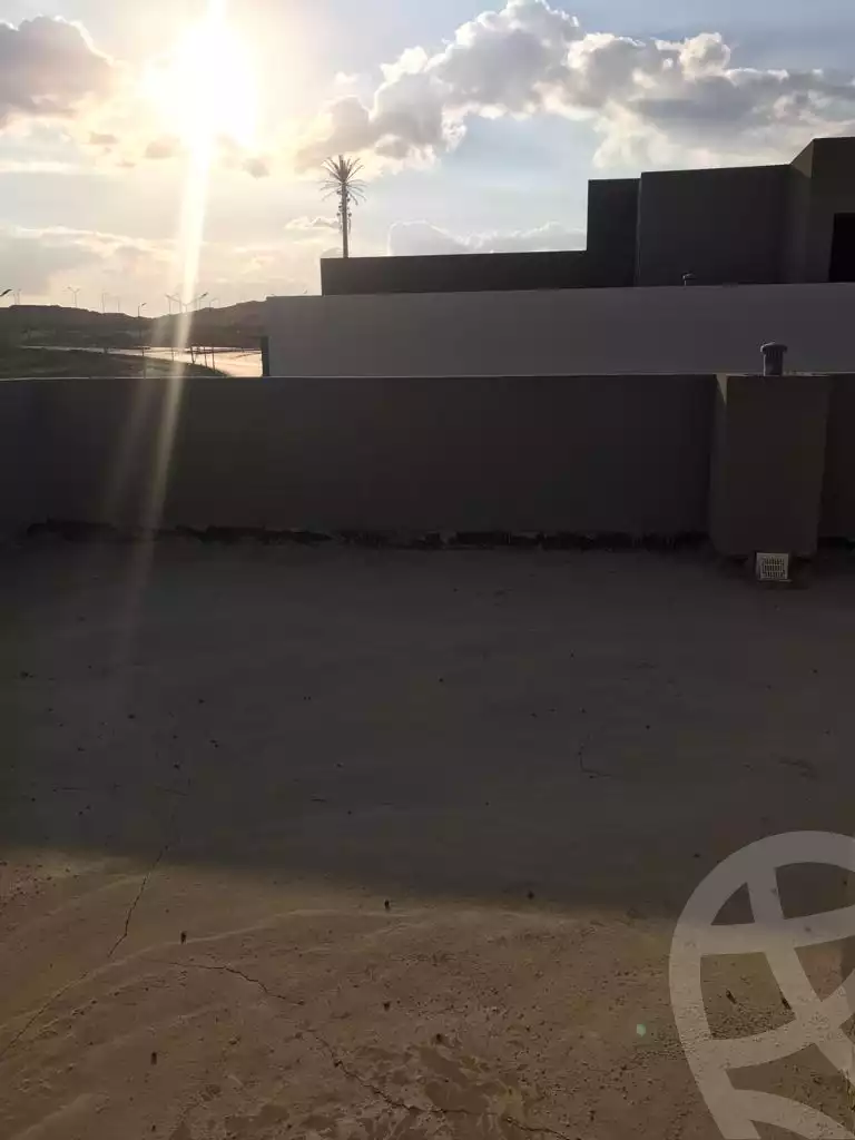 https://aqarmap.com.eg/en/listing/6048976-for-sale-cairo-el-sheikh-zayed-city-compounds-etapa