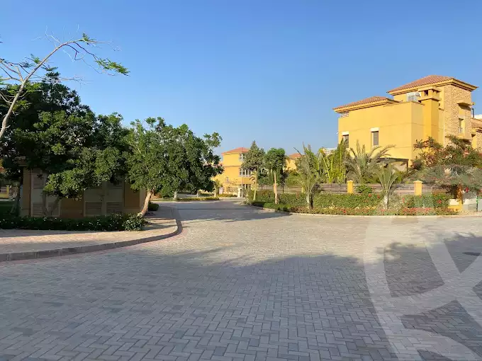 https://aqarmap.com.eg/en/listing/6049175-for-sale-cairo-el-sheikh-zayed-city-compounds-jeera