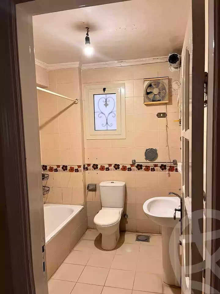 https://aqarmap.com.eg/en/listing/6050234-for-sale-cairo-hadayek-el-ahram-mntq