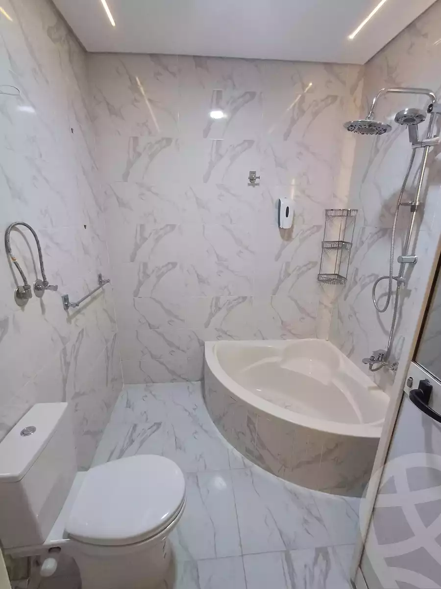 https://aqarmap.com.eg/en/listing/6050721-for-rent-cairo-mokattam-lhdb-l-ly-manteqt-ganob-s