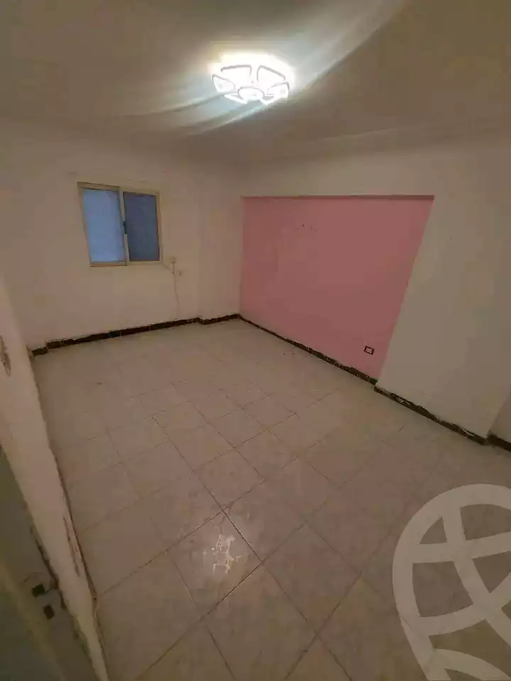 https://aqarmap.com.eg/en/listing/6051358-for-rent-cairo-helwan-helwan-el-sharkeya-heidar-st