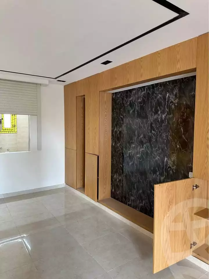 https://aqarmap.com.eg/ar/listing/6051991-for-sale-alexandria-glim