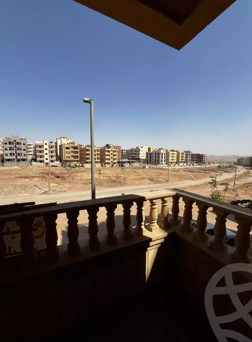 https://aqarmap.com.eg/ar/listing/6052227-for-sale-cairo-badr-city-hai-el-ashgar-featured-neighborhood-el-imam-el-bokhary-st
