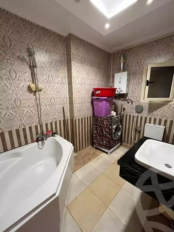 https://aqarmap.com.eg/en/listing/6052907-for-sale-cairo-el-haram-madkor