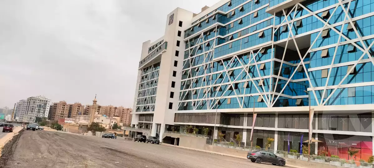 https://aqarmap.com.eg/en/listing/6053333-for-sale-cairo-new-cairo-el-kattameya-compounds-in-kattameya-knn-kbytl-mwl-lsyryn-jrwb