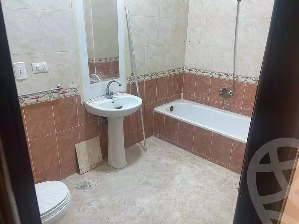 https://aqarmap.com.eg/en/listing/6054001-for-rent-cairo-mokattam-lhdb-l-ly-manteqt-ganob-s