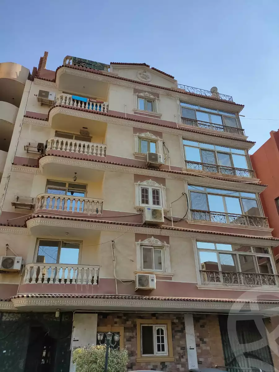 https://aqarmap.com.eg/en/listing/6054022-for-sale-cairo-mokattam-el-hadabah-el-wosta-el-mantaqa-el-khamsa