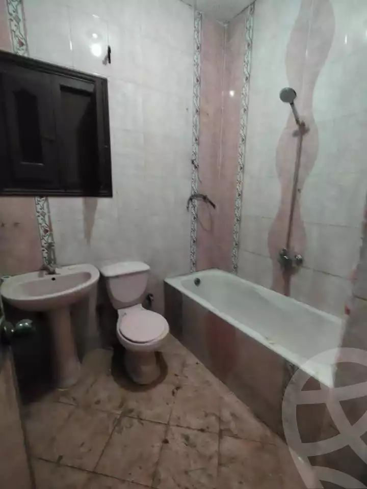 https://aqarmap.com.eg/en/listing/6054122-for-rent-qalyubia-shubra-el-khaima-om-bayoumi