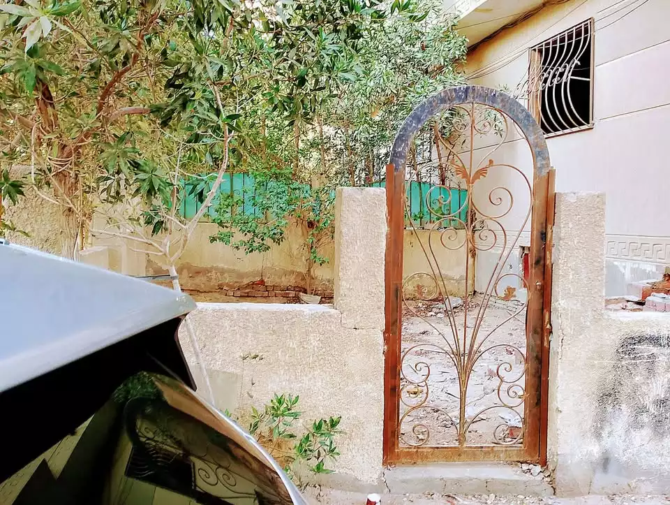 https://aqarmap.com.eg/en/listing/6054129-for-sale-cairo-mokattam-el-hadabah-el-wosta-el-mantaqa-el-khamsa