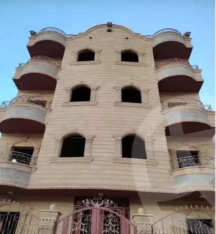 https://aqarmap.com.eg/en/listing/6054471-for-sale-cairo-badr-city-hai-el-ashgar-featured-neighborhood