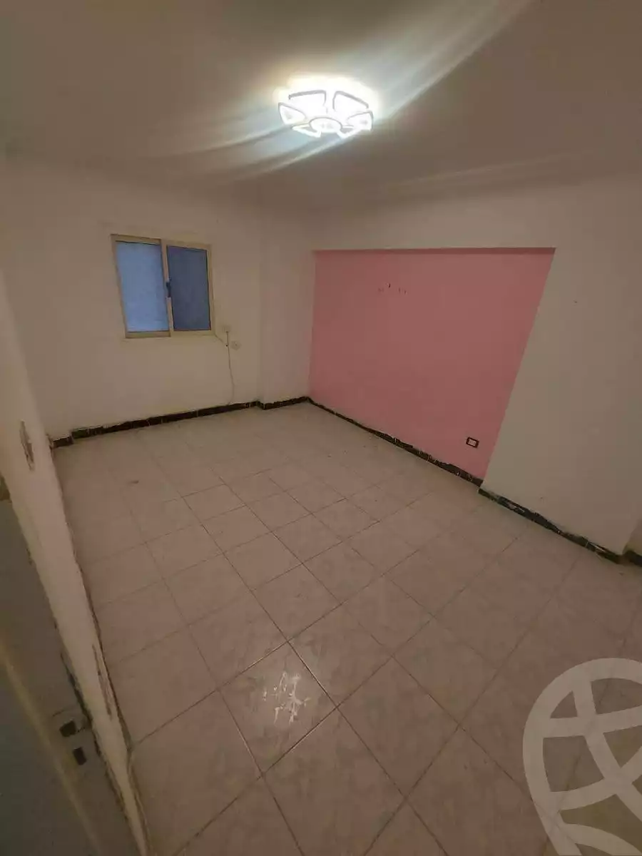https://aqarmap.com.eg/en/listing/6054826-for-rent-cairo-helwan-helwan-el-sharkeya-heidar-st