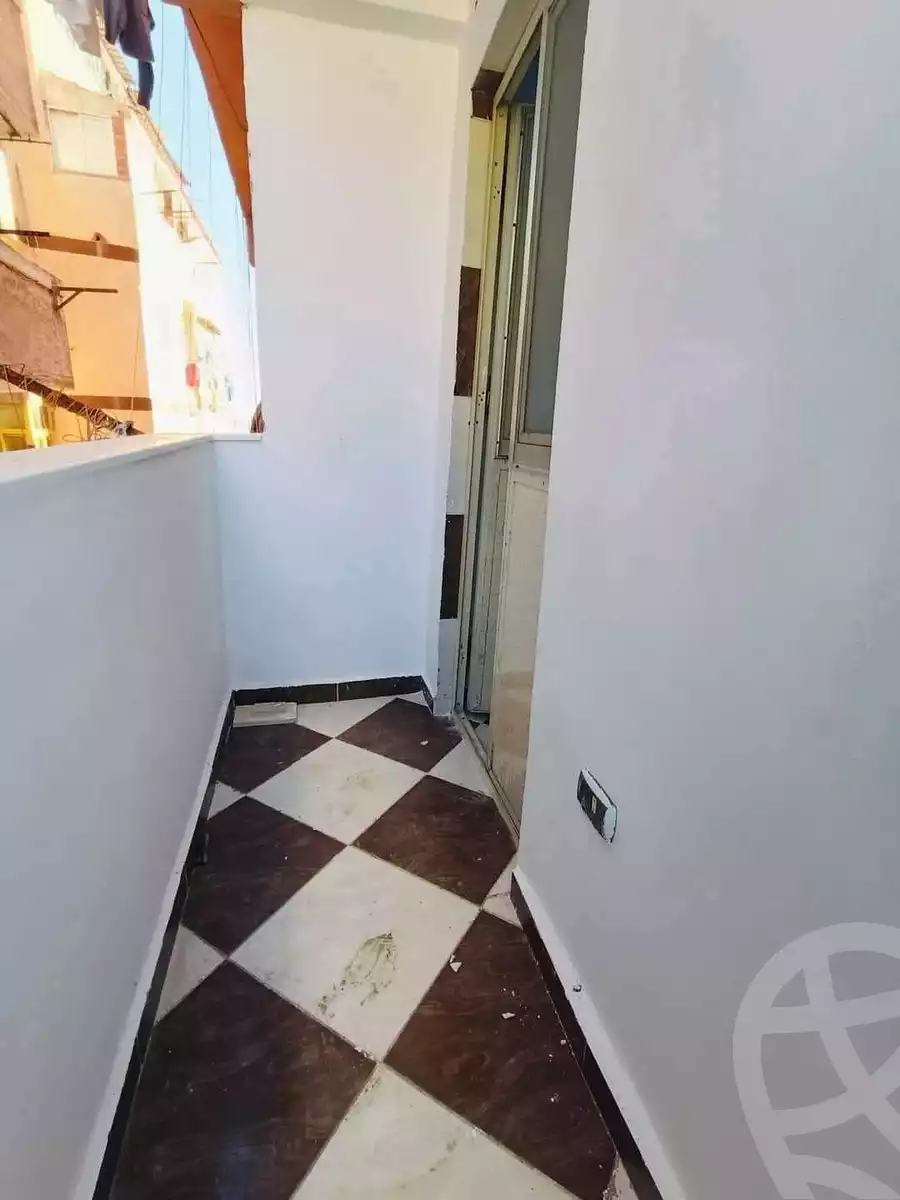 https://aqarmap.com.eg/en/listing/6054917-for-sale-alexandria-bahray-el-anfoshy-al-gomrok-al-kadem-st
