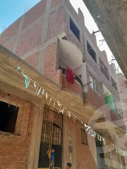 https://aqarmap.com.eg/en/listing/6057691-for-sale-cairo-helwan-kwrnysh-hlwn