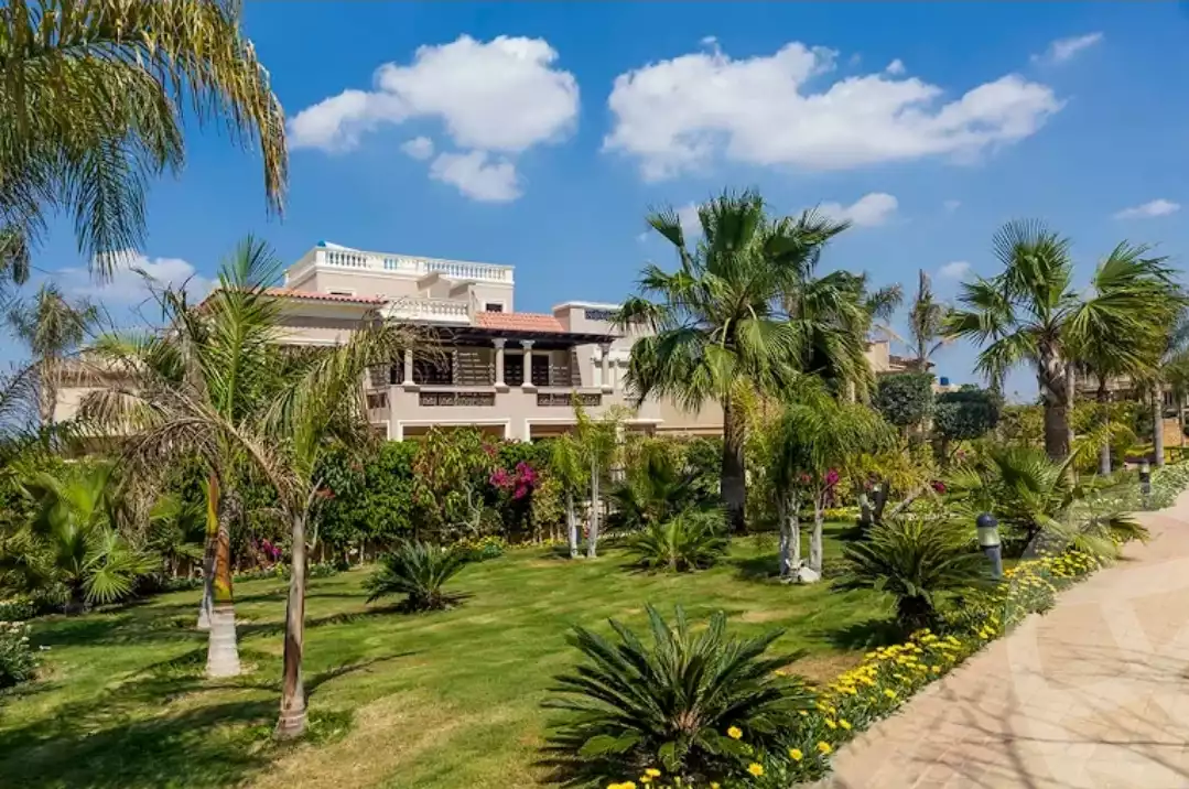 https://aqarmap.com.eg/en/listing/6057902-for-rent-cairo-el-sheikh-zayed-city-compounds-meadows-park