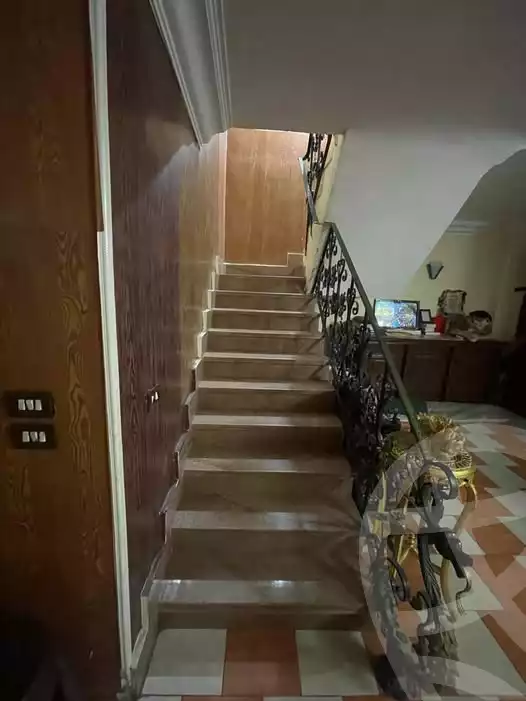 https://aqarmap.com.eg/en/listing/6054098-for-sale-cairo-faisal-kafr-tohormos-queen-nazli-st