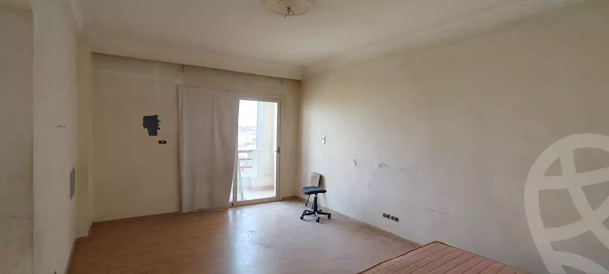 https://aqarmap.com.eg/ar/listing/6059635-for-sale-cairo-el-sheikh-zayed-city-compounds-zayed-2000