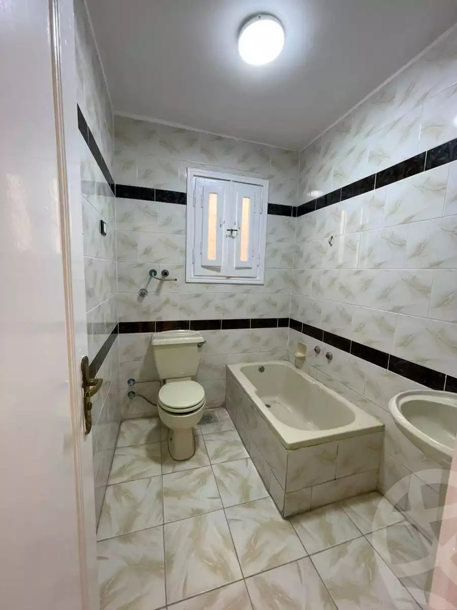 https://aqarmap.com.eg/en/listing/6060112-for-sale-alexandria-l-jmy-shataa-el-nakheel-no-8-st