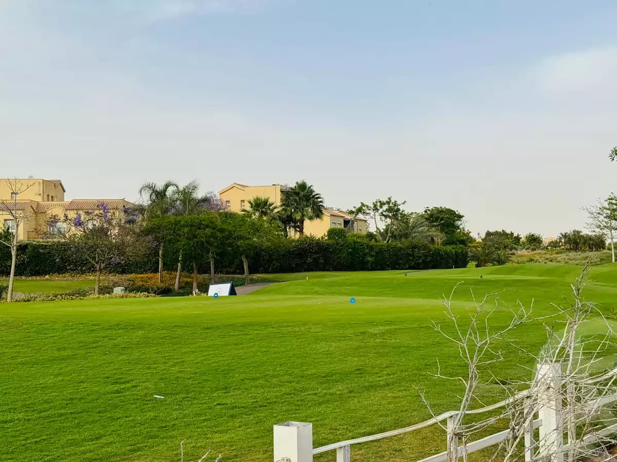 https://aqarmap.com.eg/en/listing/6060128-for-sale-cairo-new-cairo-madinaty-lmntq-lwl-fylt-group-7