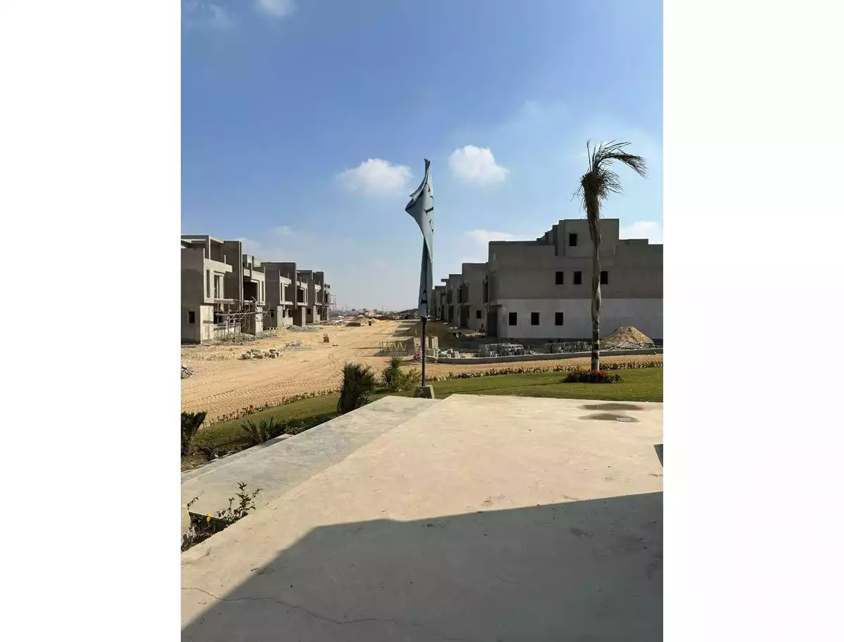 https://aqarmap.com.eg/en/listing/6060207-for-sale-cairo-el-sheikh-zayed-city-lshykh-zyd-ljdyd-v-levels-compound-dunes