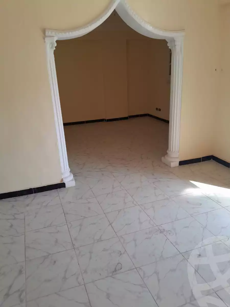 https://aqarmap.com.eg/en/listing/6060333-for-sale-alexandria-l-jmy-lbytsh-street-8