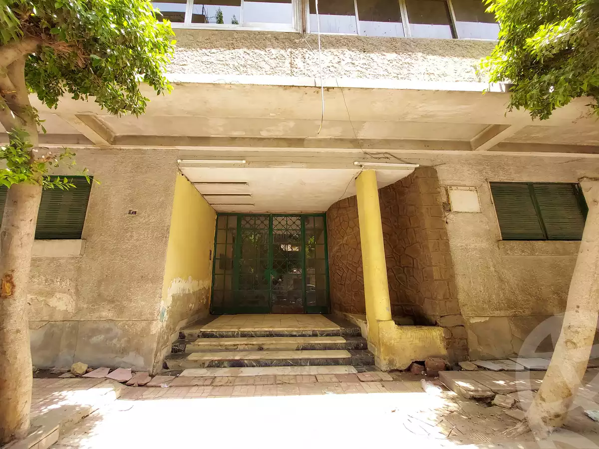 https://aqarmap.com.eg/en/listing/6060359-for-sale-cairo-manial-el-malek-el-mozaffar-st