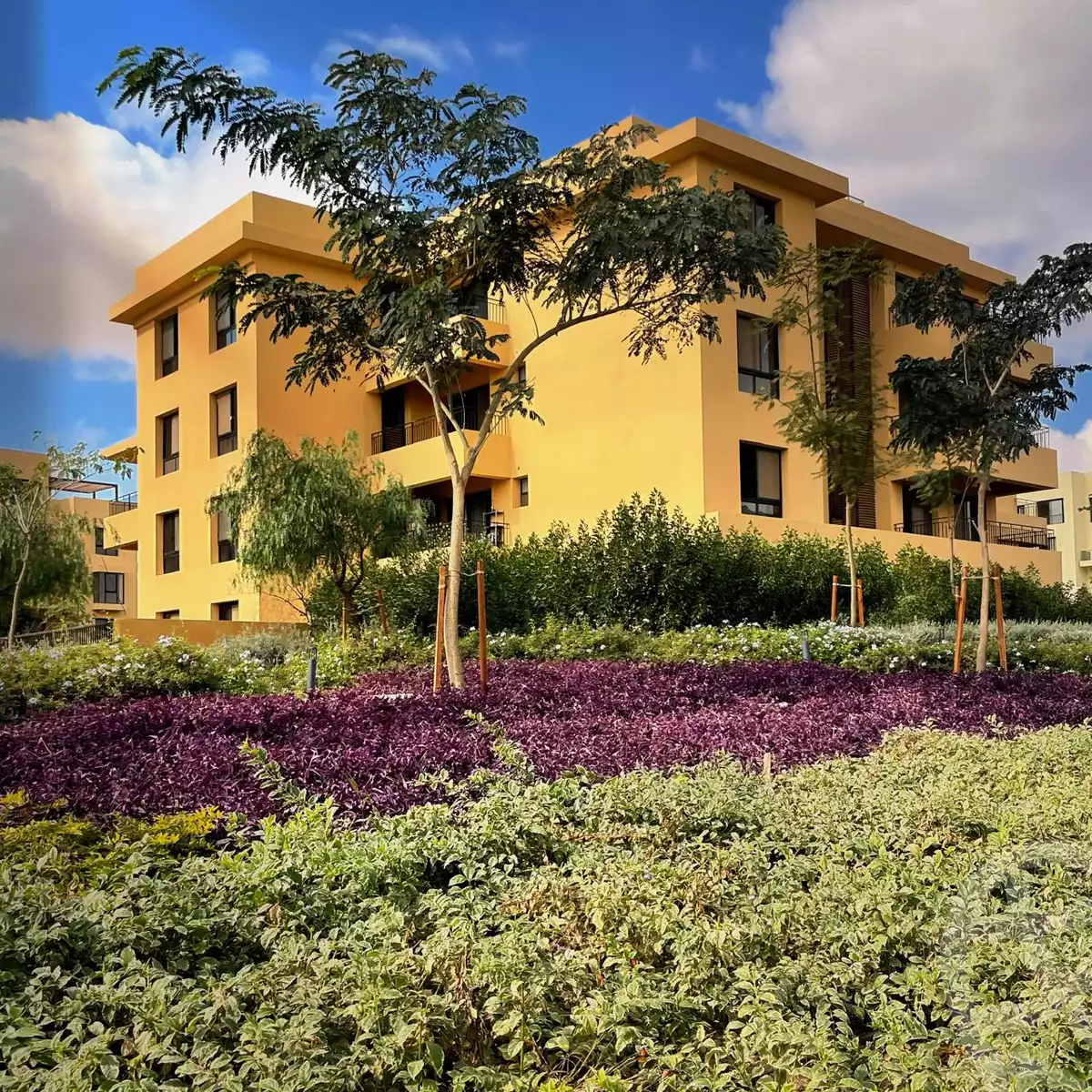 https://aqarmap.com.eg/ar/listing/6061931-for-sale-cairo-6th-of-october-hadaeq-october-kmbwnd-fy-hdyq-ktwbr-o-west-hillside-villas-o-west