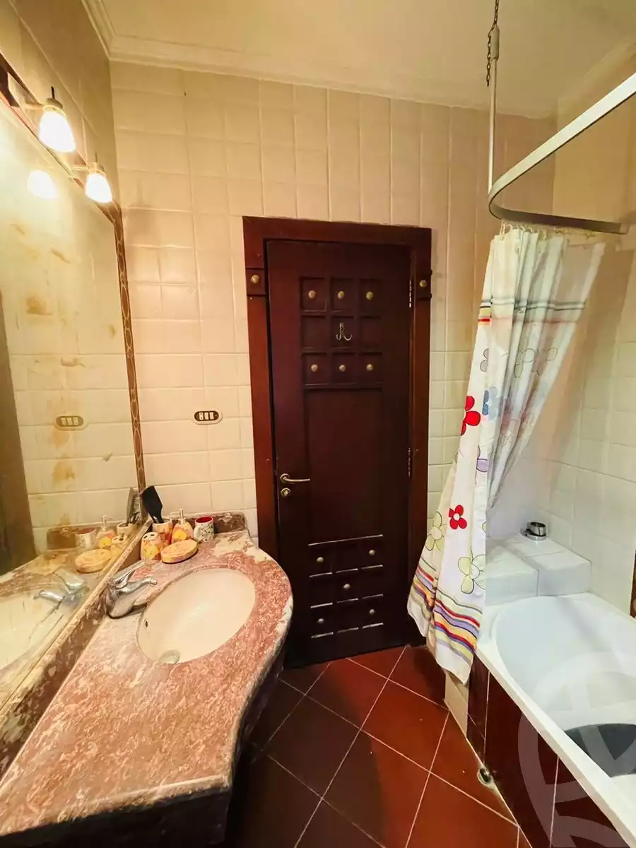 https://aqarmap.com.eg/en/listing/6062039-for-sale-cairo-el-sheikh-zayed-city-compounds