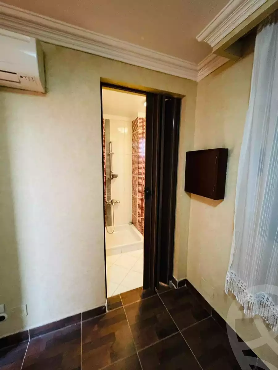 https://aqarmap.com.eg/en/listing/6062039-for-sale-cairo-el-sheikh-zayed-city-compounds