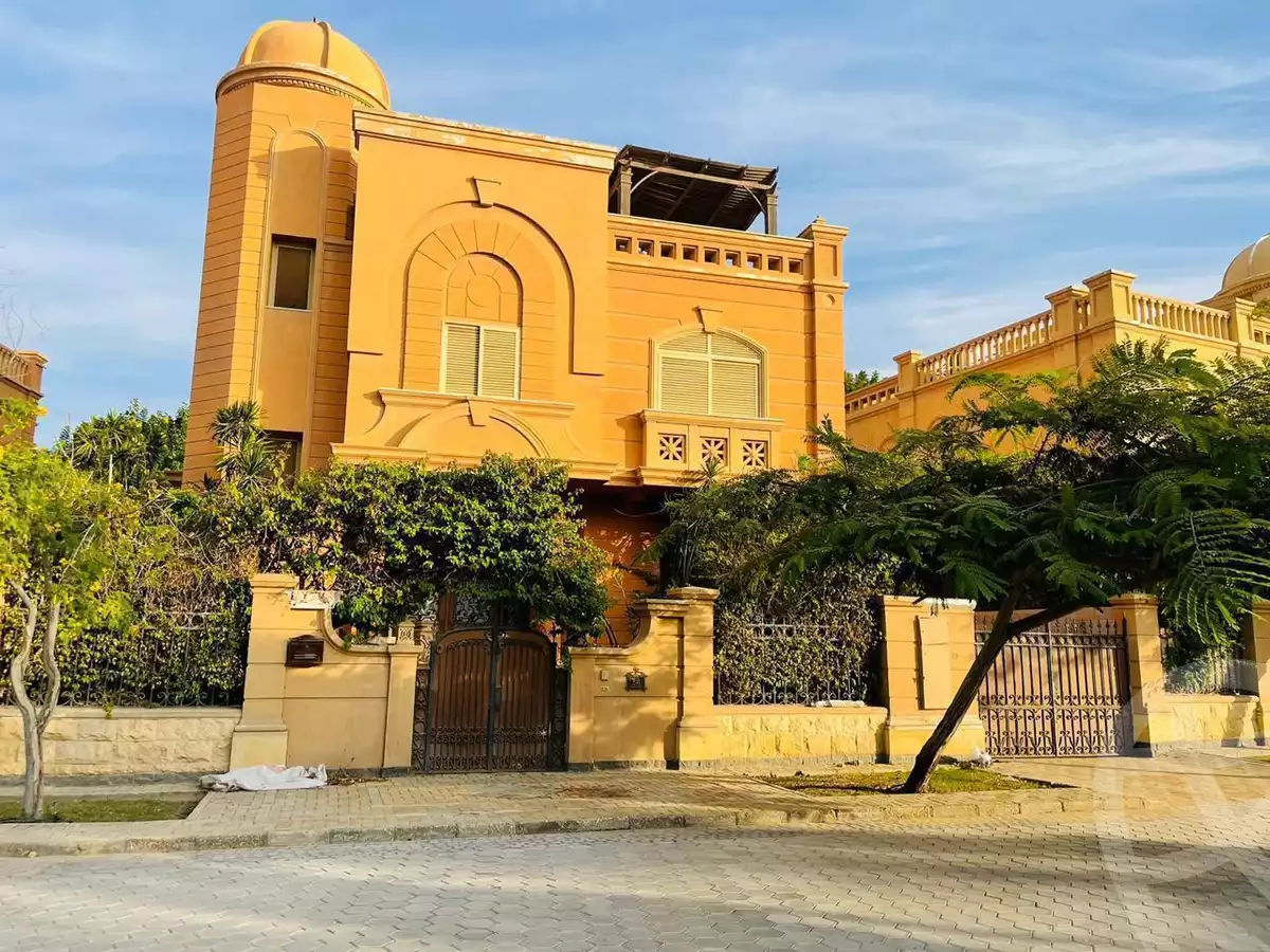 https://aqarmap.com.eg/en/listing/6062039-for-sale-cairo-el-sheikh-zayed-city-compounds
