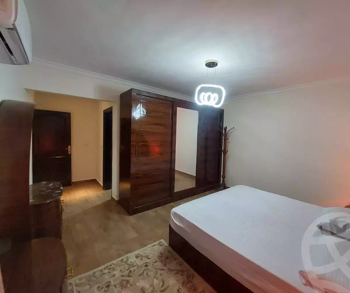 https://aqarmap.com.eg/en/listing/6062624-for-sale-cairo-el-sheikh-zayed-city-compounds-jn-1