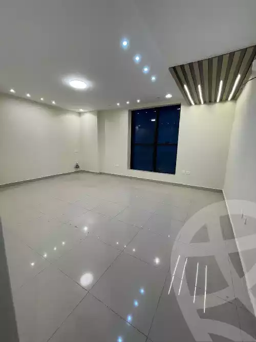 https://aqarmap.com.eg/ar/listing/6063040-for-rent-cairo-new-cairo-90th-street-northern-90th-street