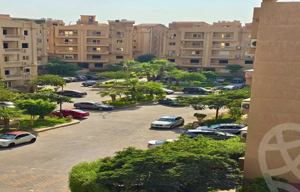 https://aqarmap.com.eg/en/listing/6063102-for-sale-cairo-new-cairo-compounds-el-ashrafia