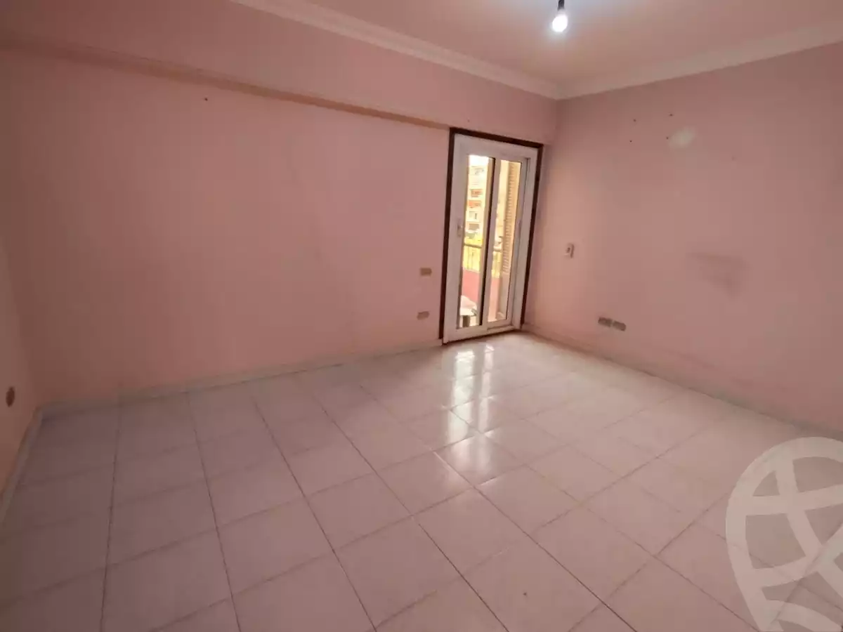 https://aqarmap.com.eg/en/listing/6064223-for-rent-cairo-mokattam-lhdb-l-ly
