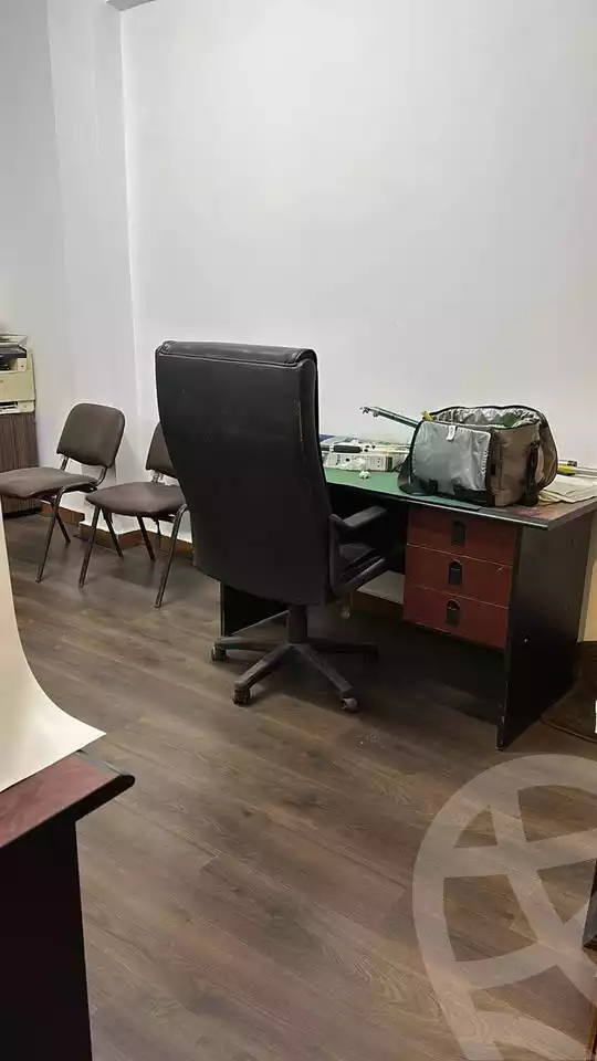 https://aqarmap.com.eg/ar/listing/6065740-for-sale-alexandria-ganaklis