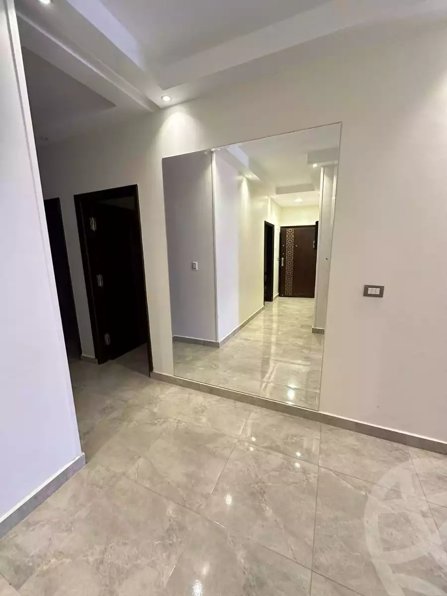 https://aqarmap.com.eg/en/listing/6065724-for-sale-cairo-new-cairo-ganob-el-akadamiya-south-academy-o-el-sheikh-mostafa-ismael-st