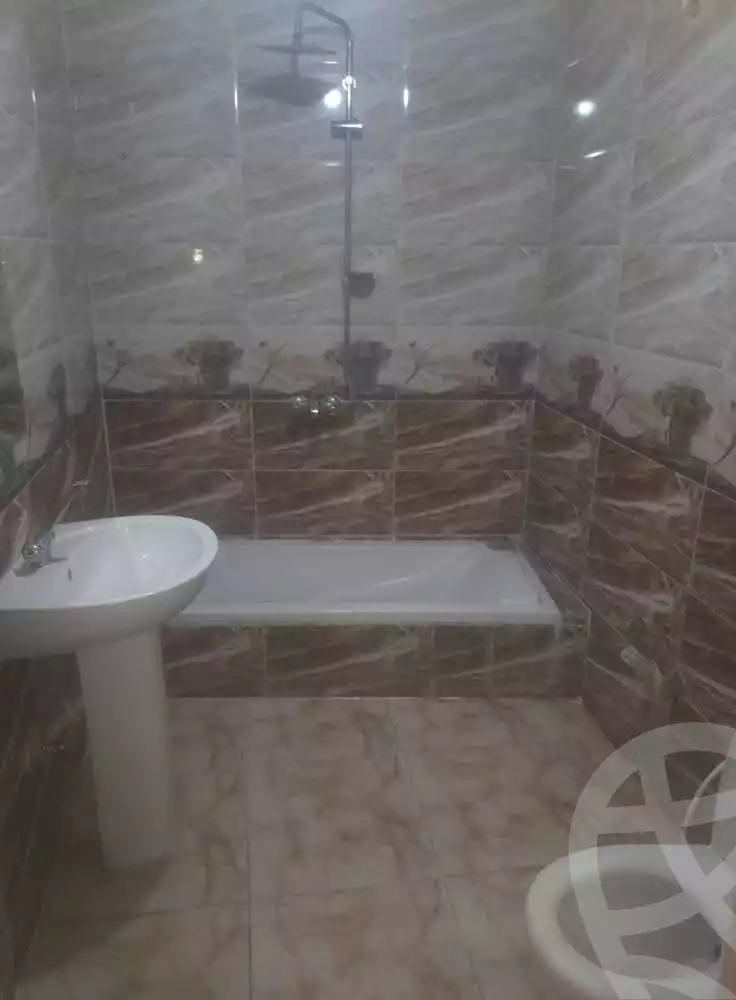https://aqarmap.com.eg/en/listing/6066402-for-rent-cairo-helwan-hadayek-helwan-nile-corniche-st