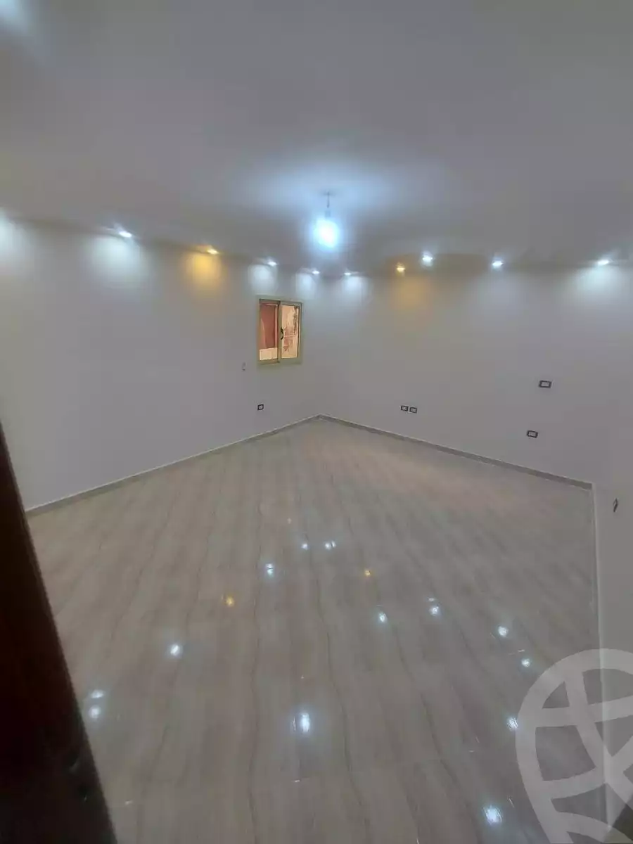 https://aqarmap.com.eg/en/listing/6068118-for-sale-cairo-helwan-helwan-el-sharkeya-ryad-pasha-st
