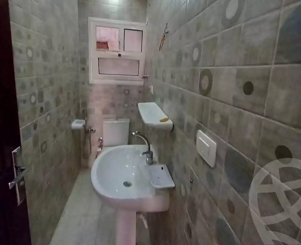 https://aqarmap.com.eg/ar/listing/6068299-for-sale-alexandria-l-jmy-lbytsh-al-samalehy-1-st