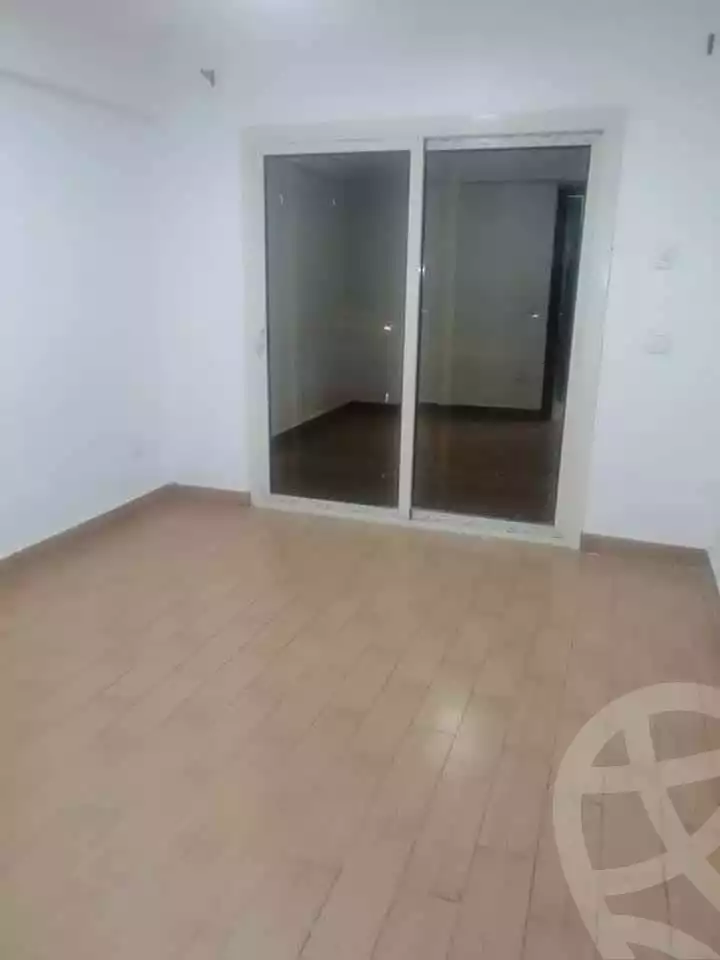 https://aqarmap.com.eg/ar/listing/6068473-for-sale-sharqia-10th-of-ramadan-financial-and-business-district
