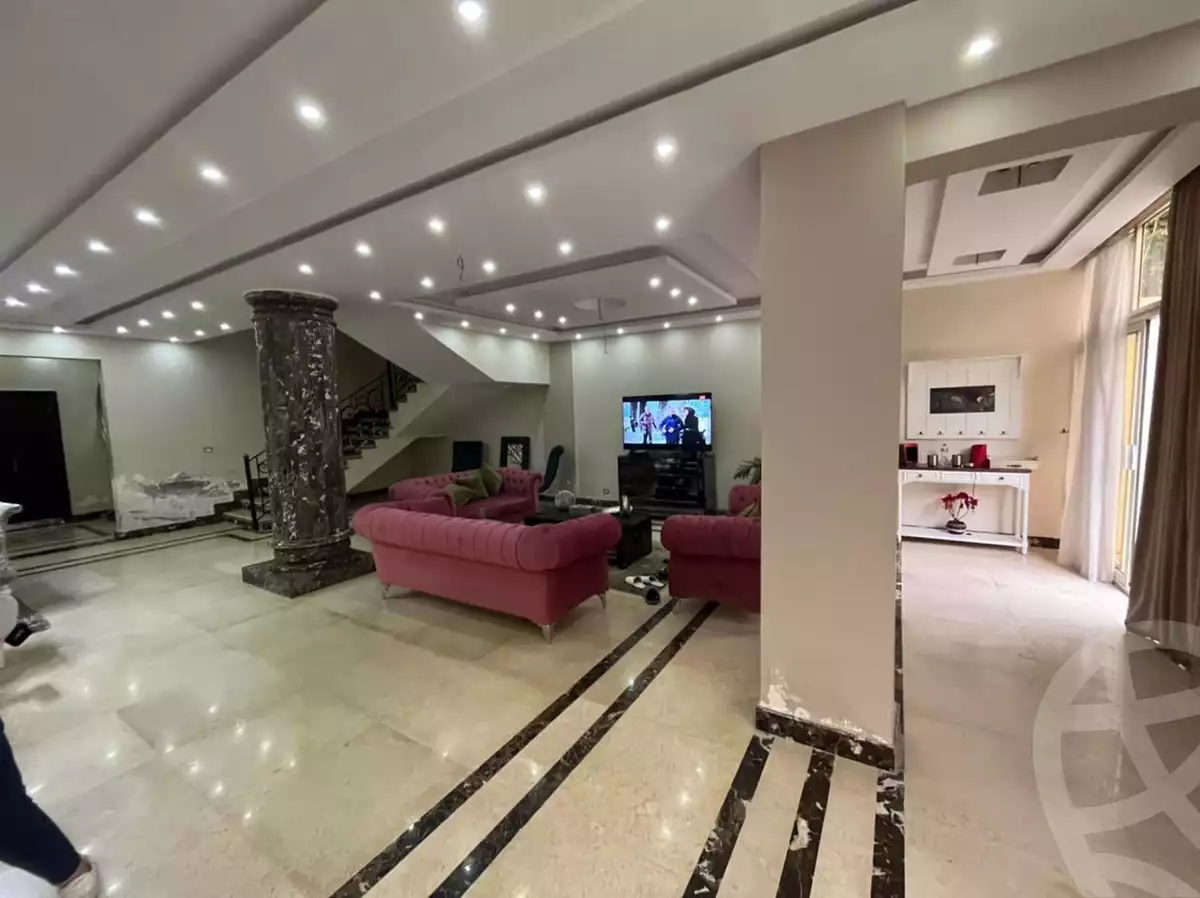 https://aqarmap.com.eg/en/listing/6068759-for-sale-cairo-el-sheikh-zayed-city-compounds-el-khamayel