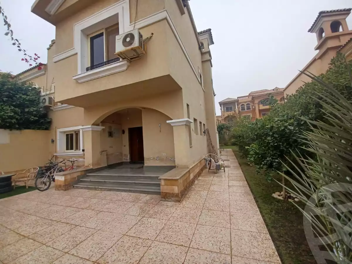https://aqarmap.com.eg/en/listing/6068759-for-sale-cairo-el-sheikh-zayed-city-compounds-el-khamayel