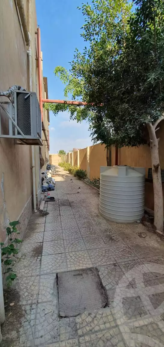 https://aqarmap.com.eg/en/listing/6068980-for-sale-cairo-el-sheikh-zayed-city-alex-cairo-desert-road-kmbwnd-fy-tryq-skndry-lshrwy