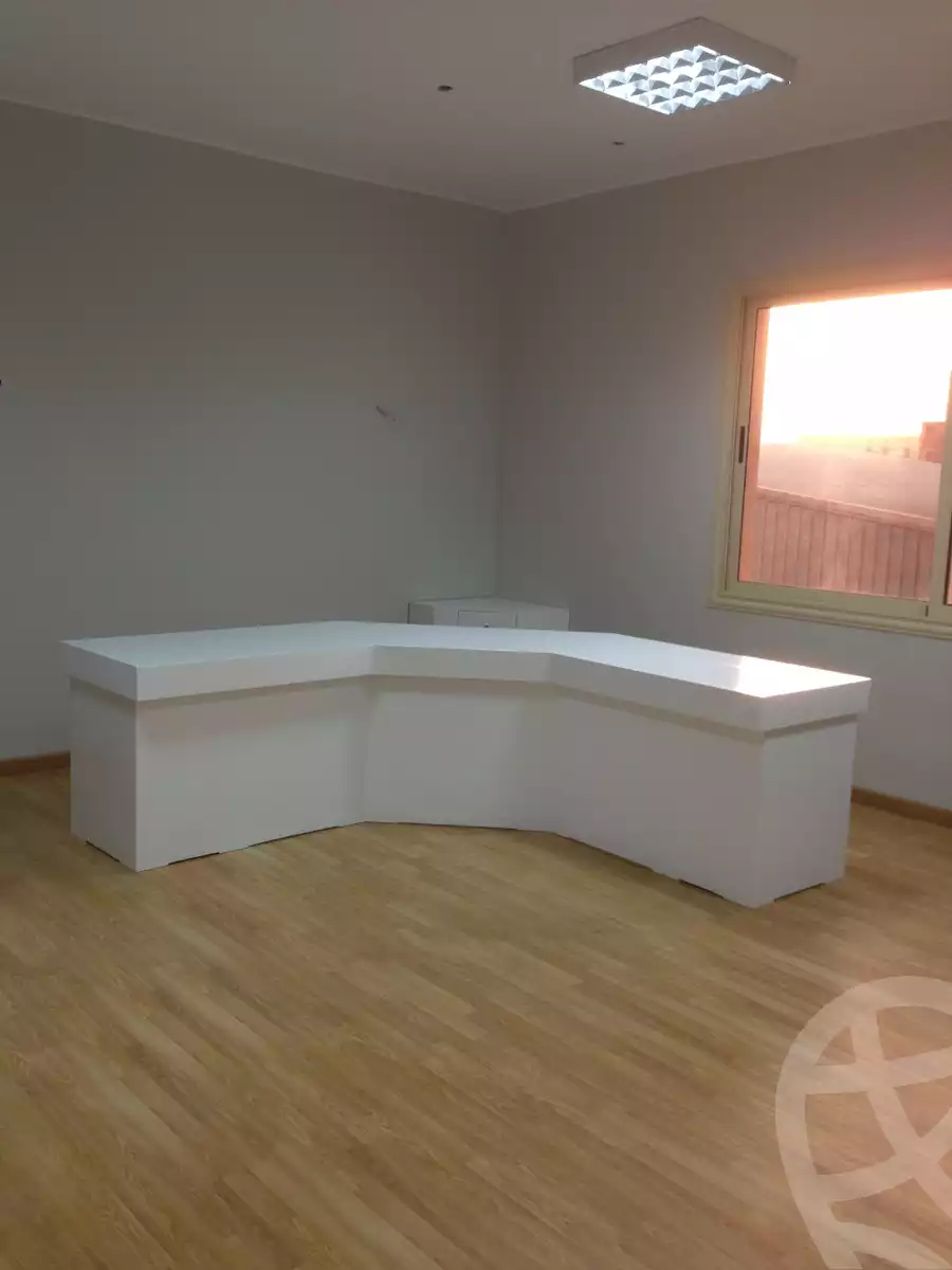 https://aqarmap.com.eg/en/listing/6068980-for-sale-cairo-el-sheikh-zayed-city-alex-cairo-desert-road-kmbwnd-fy-tryq-skndry-lshrwy