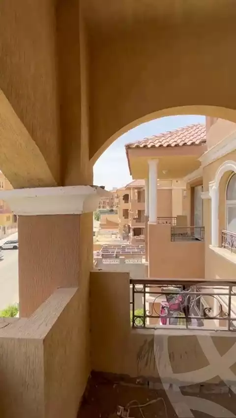 https://aqarmap.com.eg/en/listing/6069389-for-sale-cairo-el-sheikh-zayed-city-compounds-el-khamayel